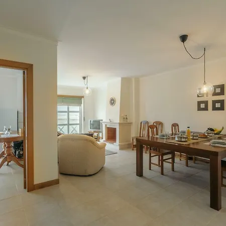22- Great Location In Baleal! Appartement